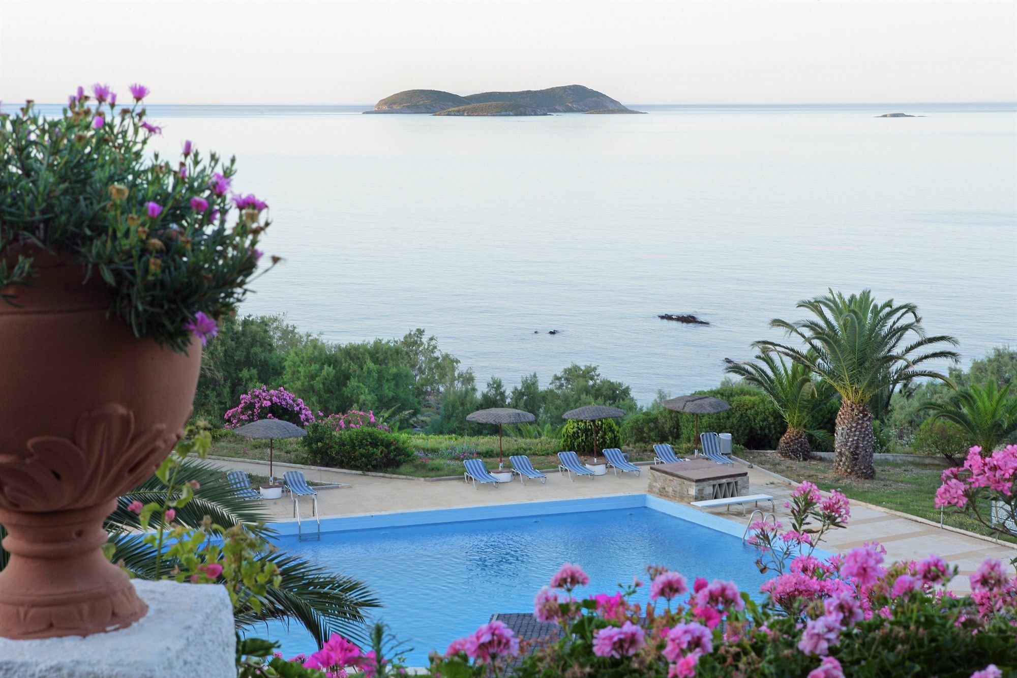 Andros Hotel