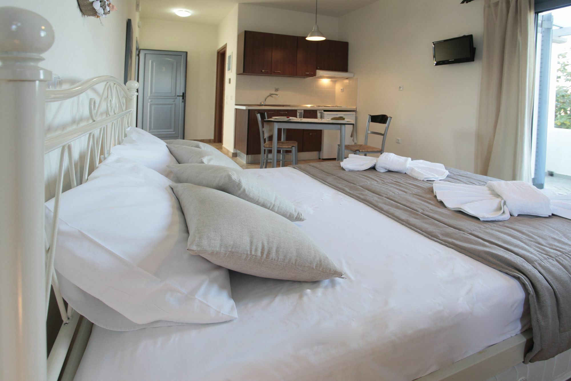 Apartment Kallisti & Skyros