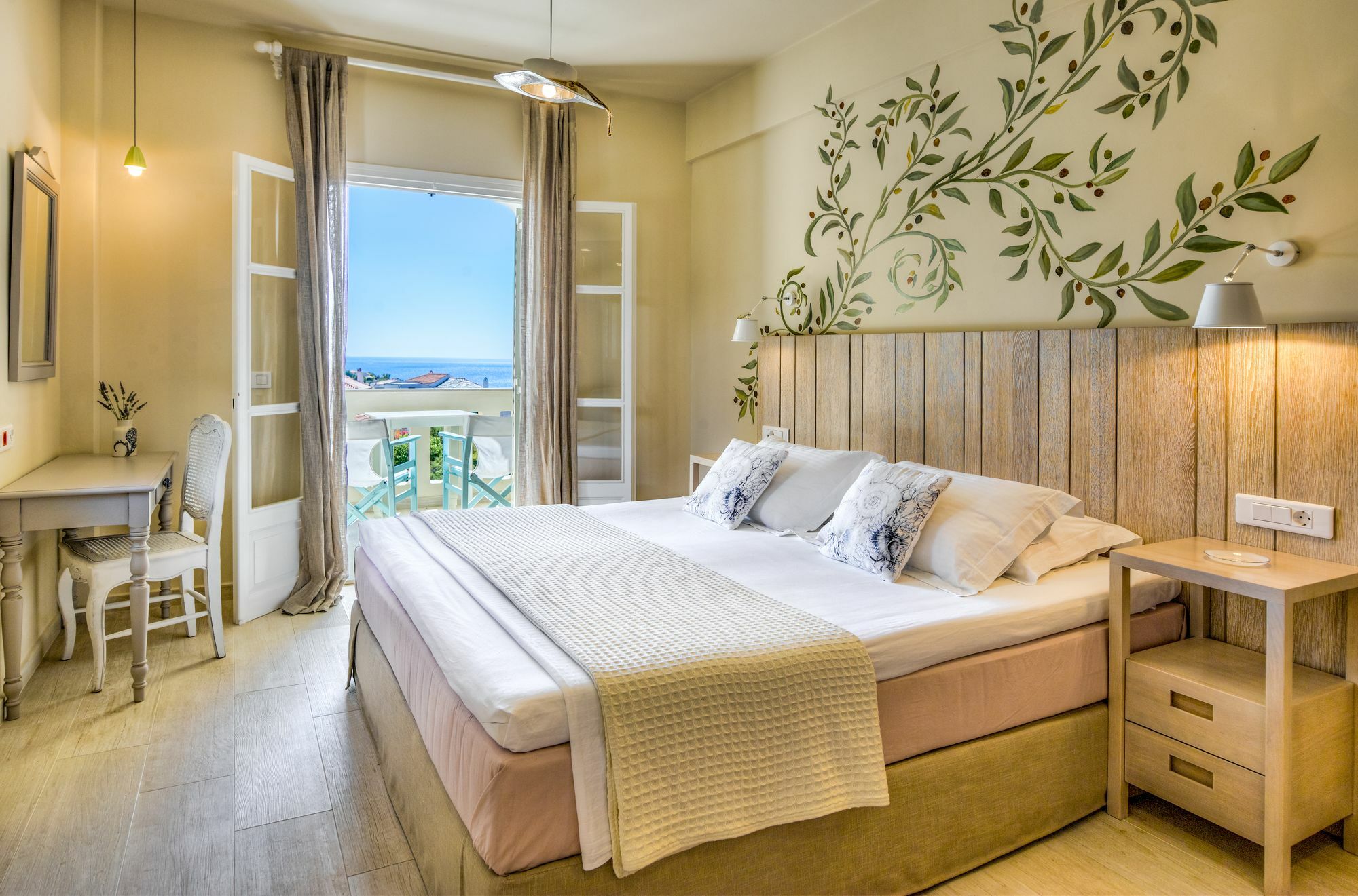 Aparthotel Konstantina Studios Alonnisos Town