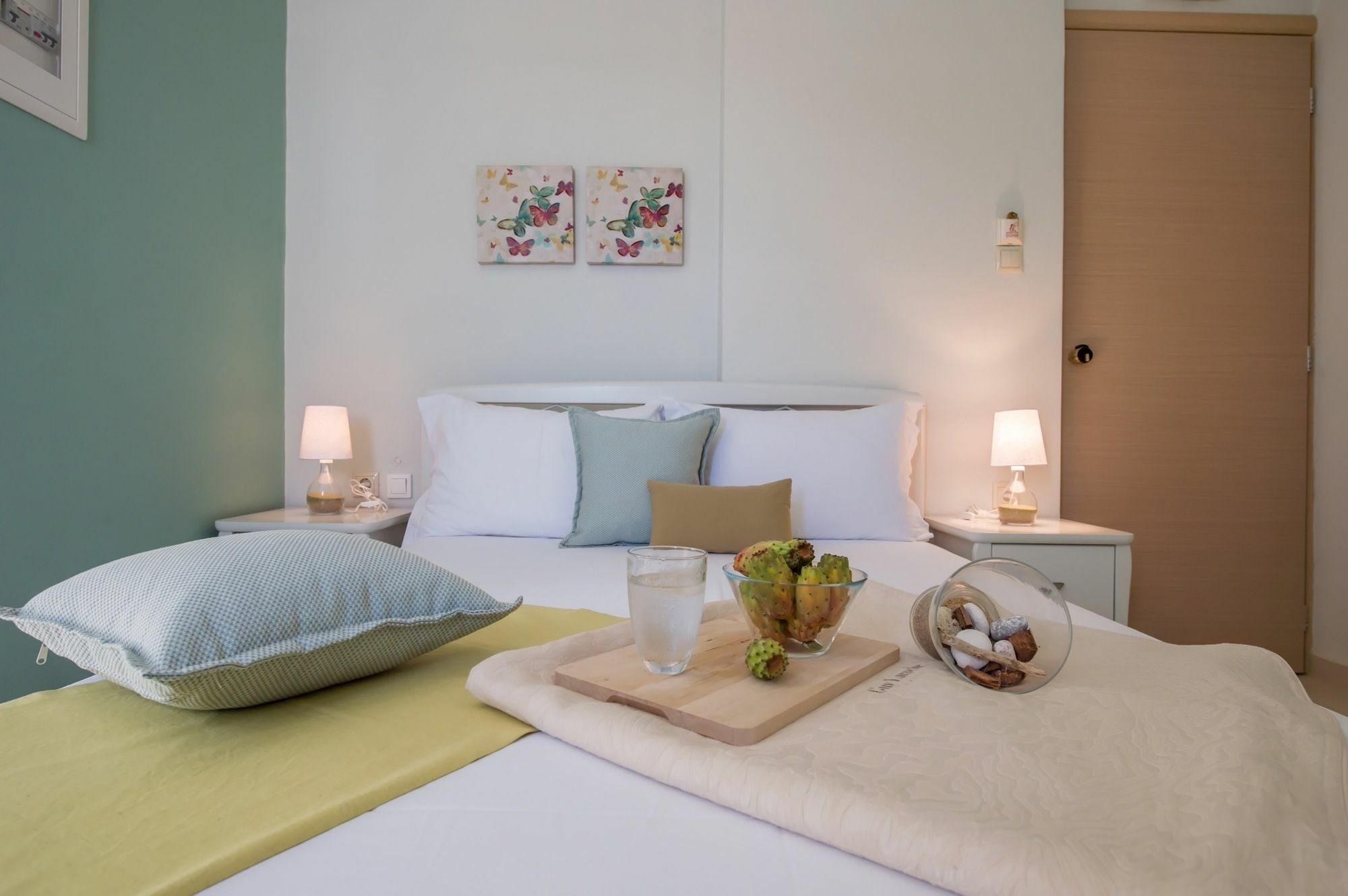 Aphrodite Aparthotel 3*