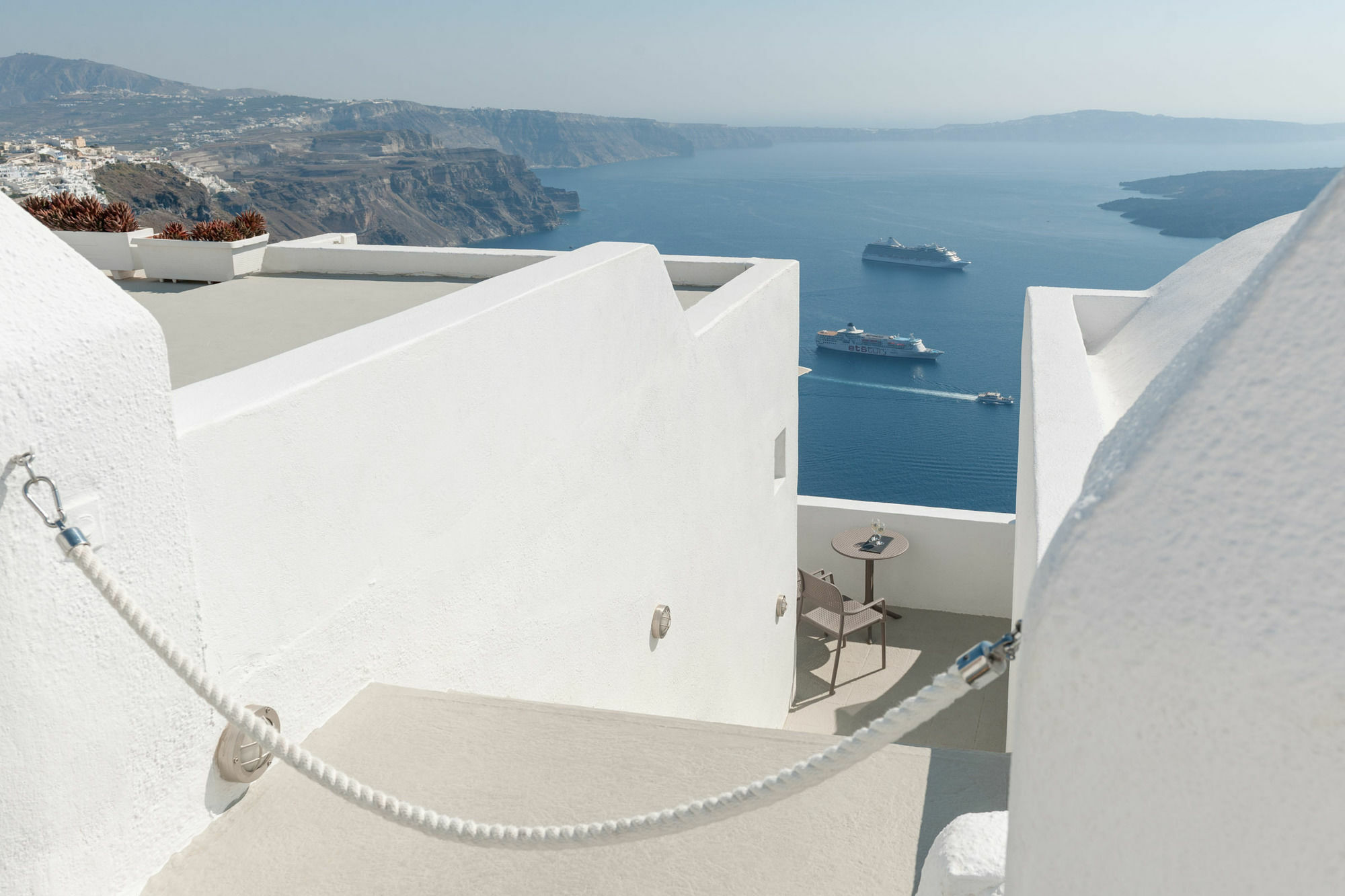 Mardanza Krokos Imerovigli (Santorini)