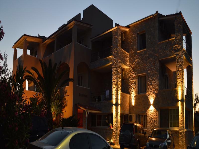 Aparthotel Diamond Gythio