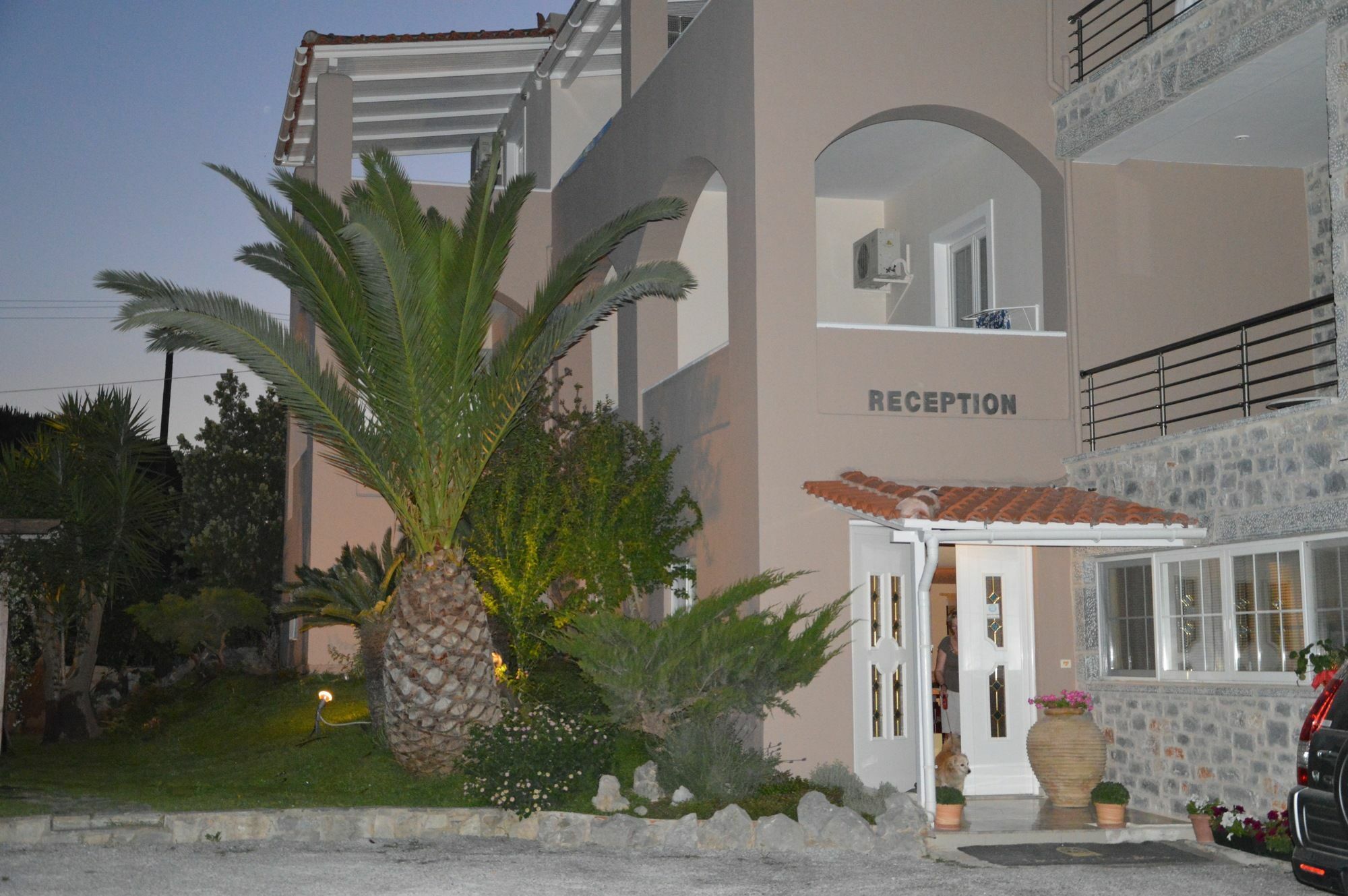 Diamond Aparthotel