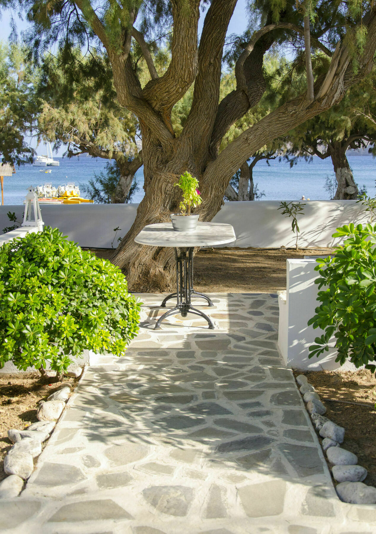 Aparthotel Mouras 2*