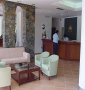 Hotel Holidays 3*