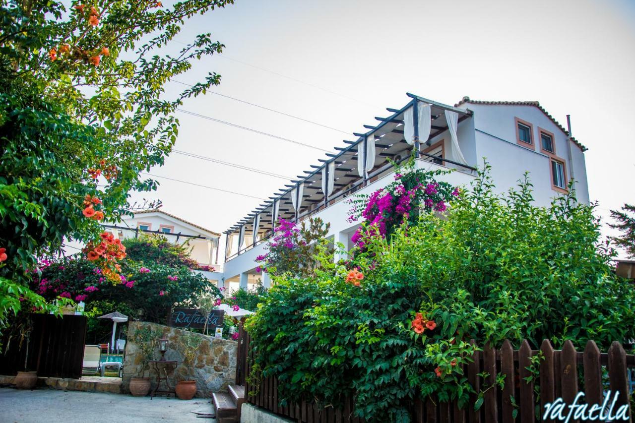 Apartment Athanasia's At Rafaella