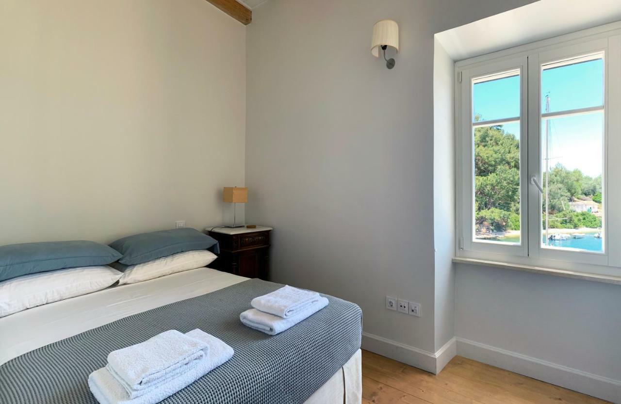 Holiday home Averto Avali