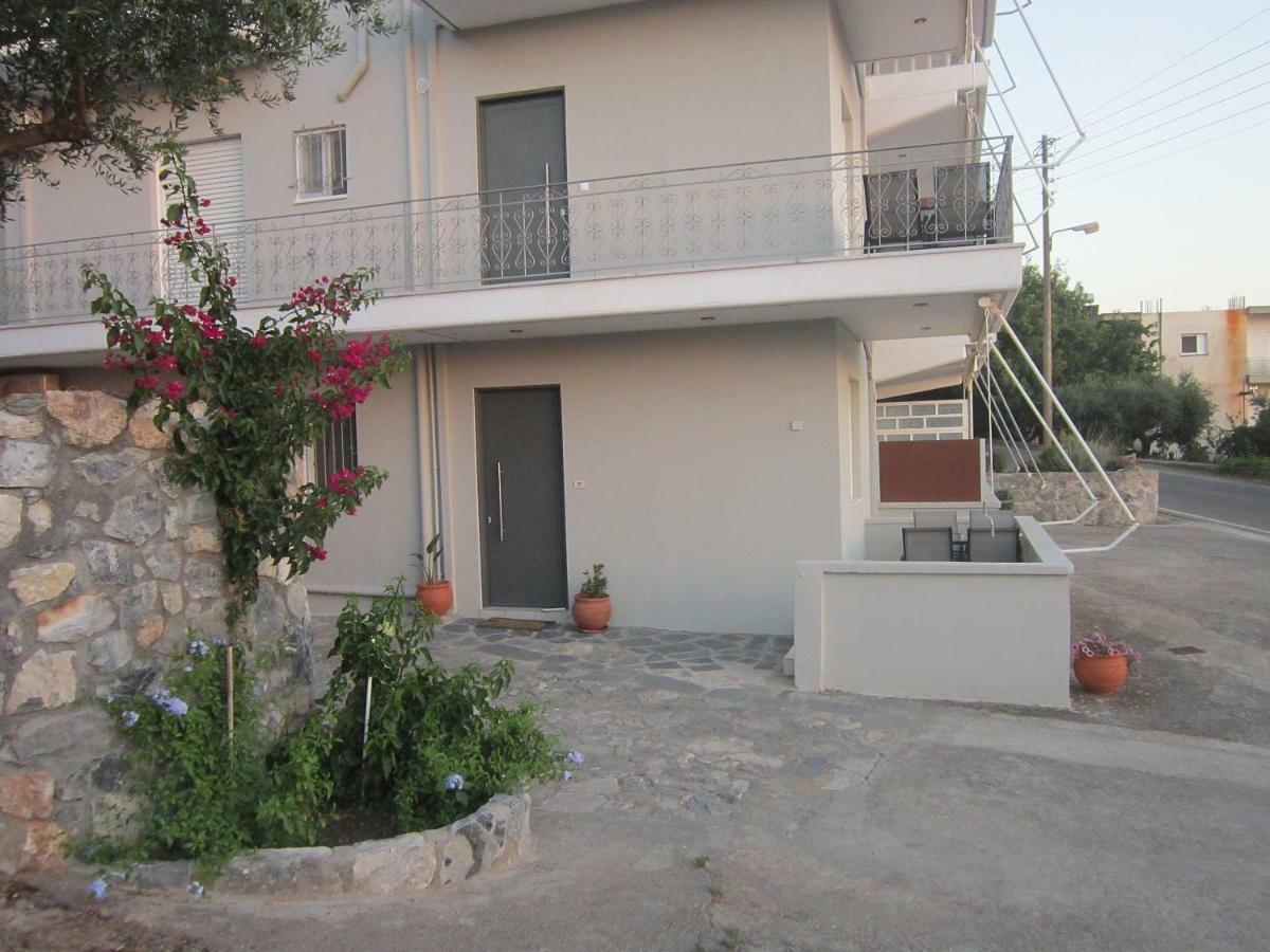Blue Yard * Kalamata