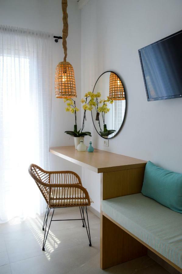 Apartment Hawk Stone Adamantas (Milos)