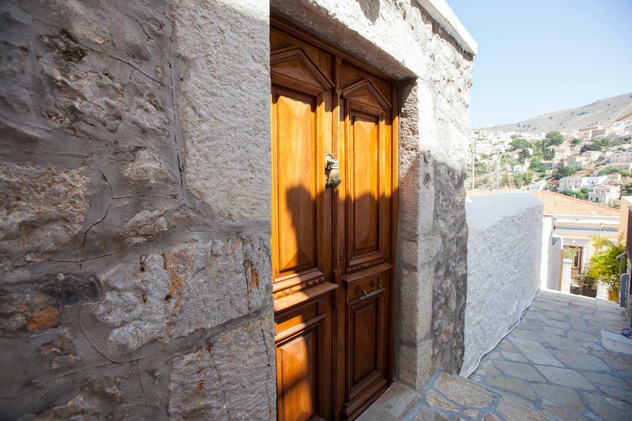 Avra Holiday home