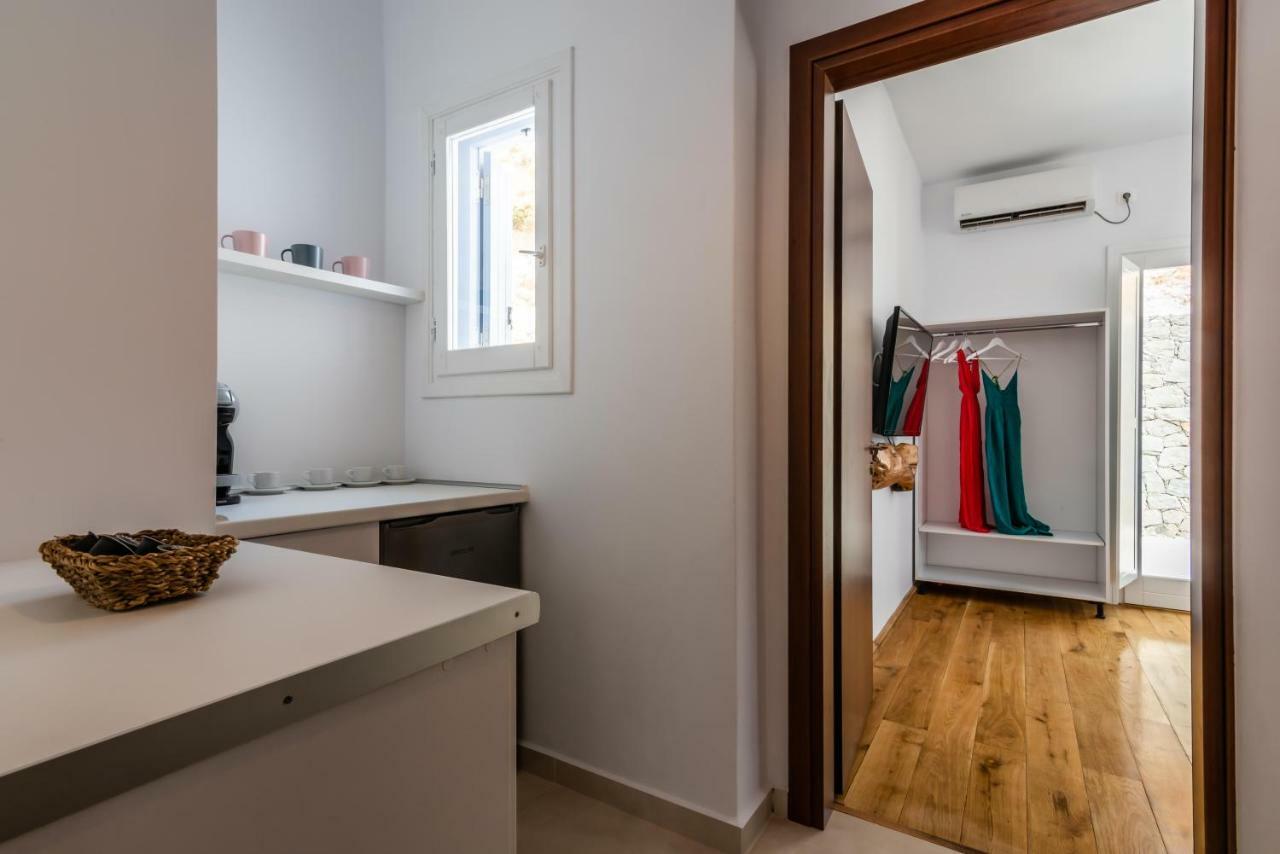 Milesian Apartment *