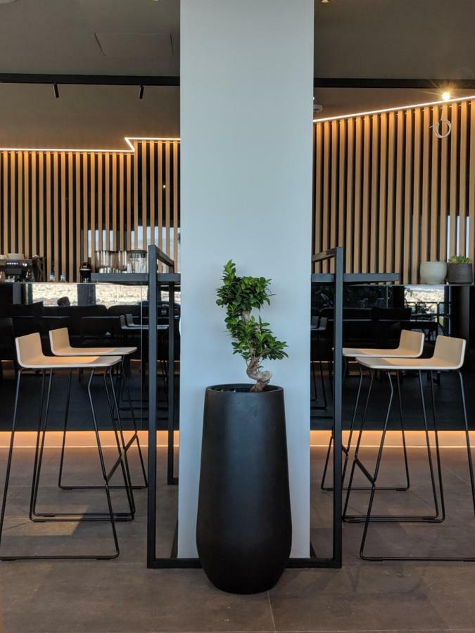 The Alex Monte Kastella, Santikos Collection 4* Piraeus