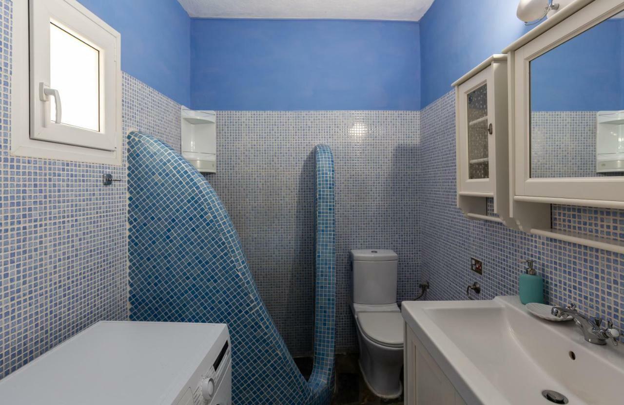 Mykonos Le Grand Bleu Beachfront Holiday home *