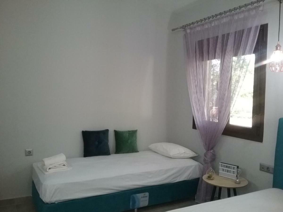 Perseus Apartment