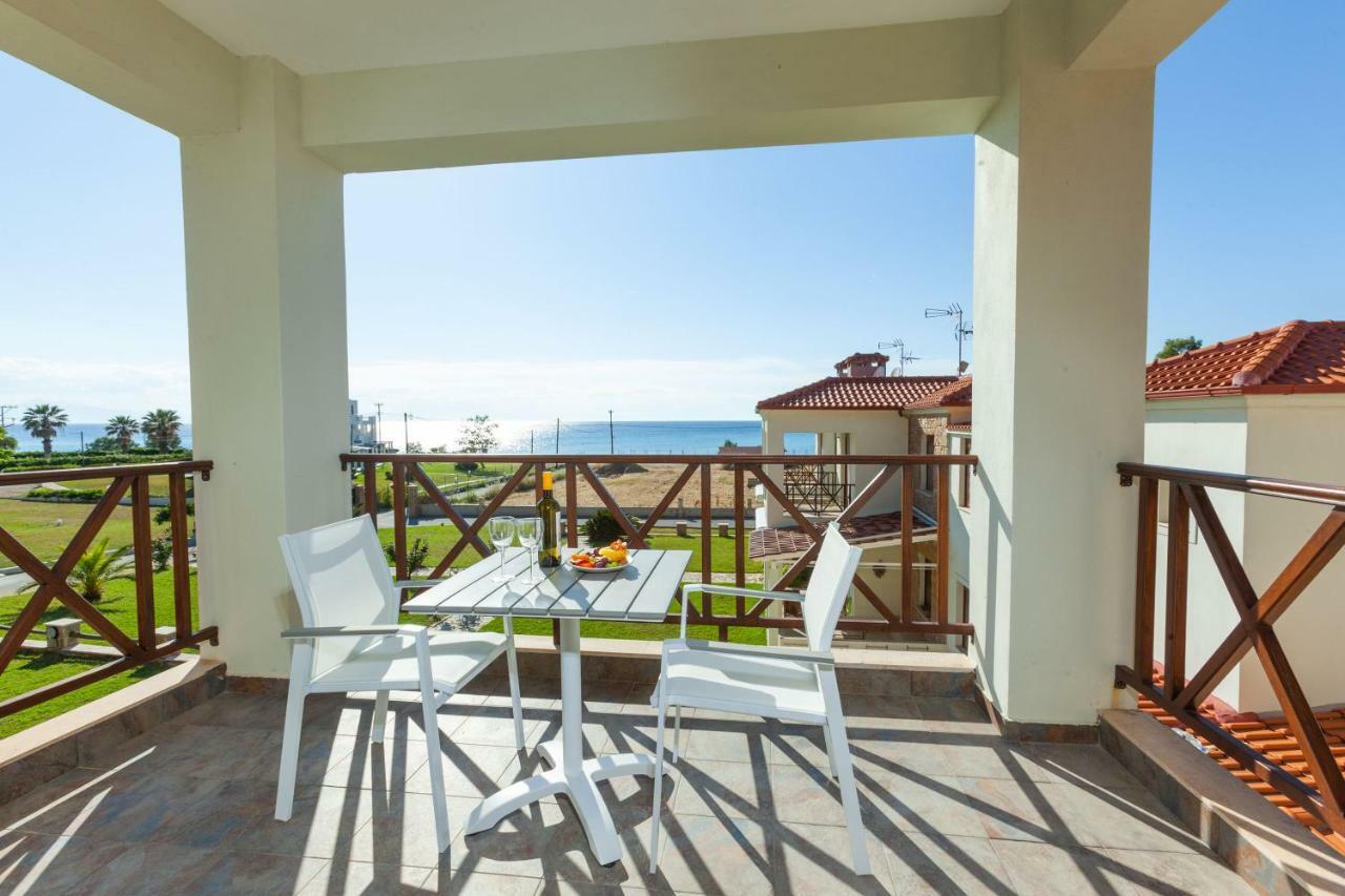 Sunset Villa *