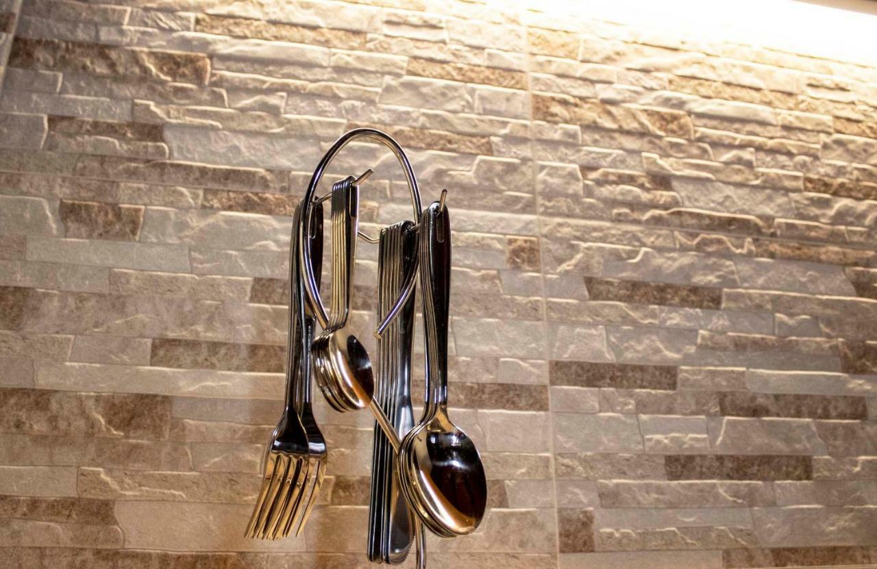Iris Garden Retreat Aparthotel Corinth