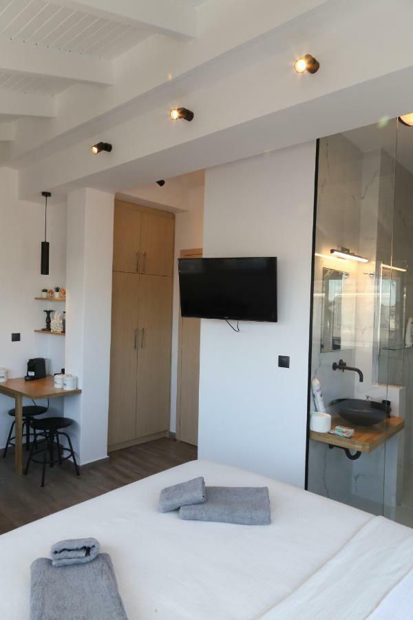 Apartment Triple A - Acropolis View In The Center - Free Parking!