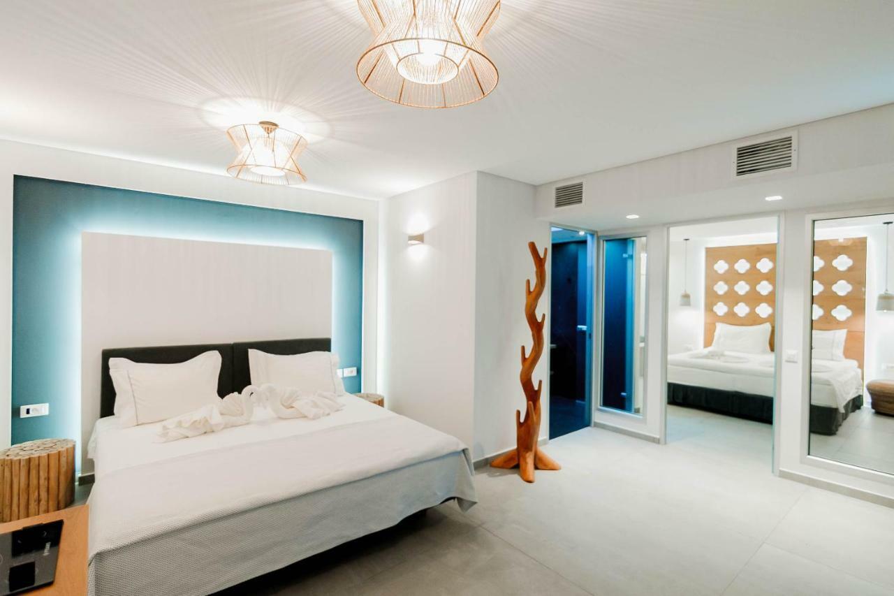 Golden Bay & Maisonettes Holiday home *