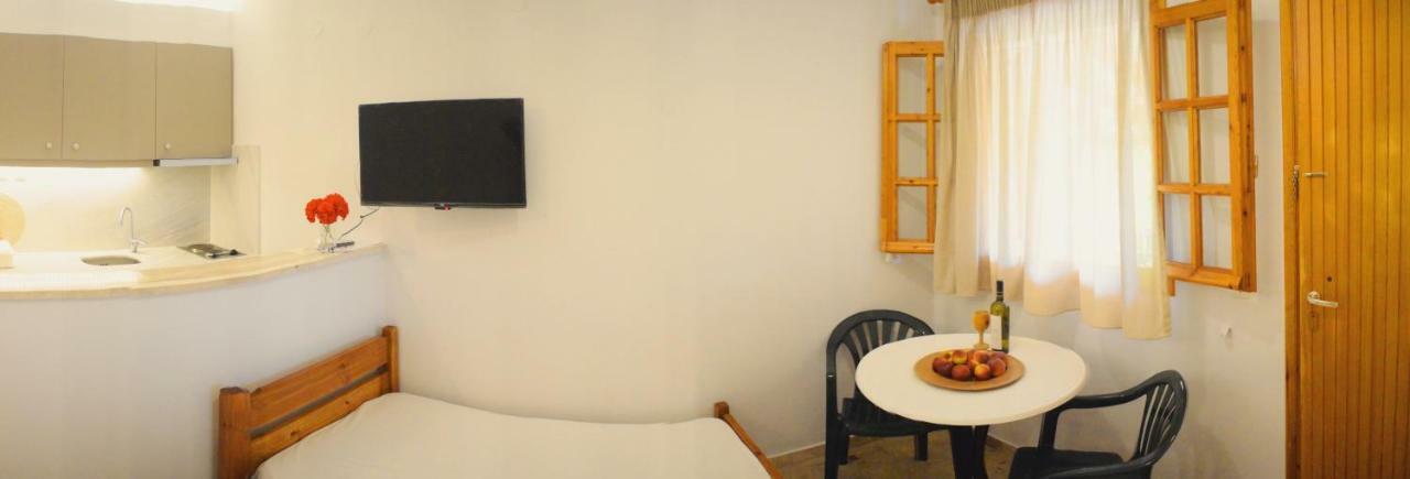 Studio Candia Apartment