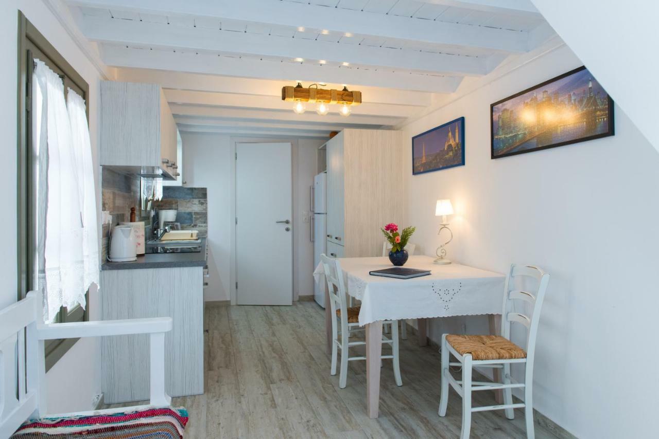 Afroditi Apartment *