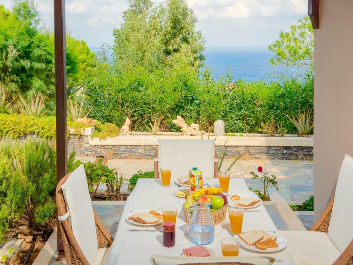 Apollo Villa