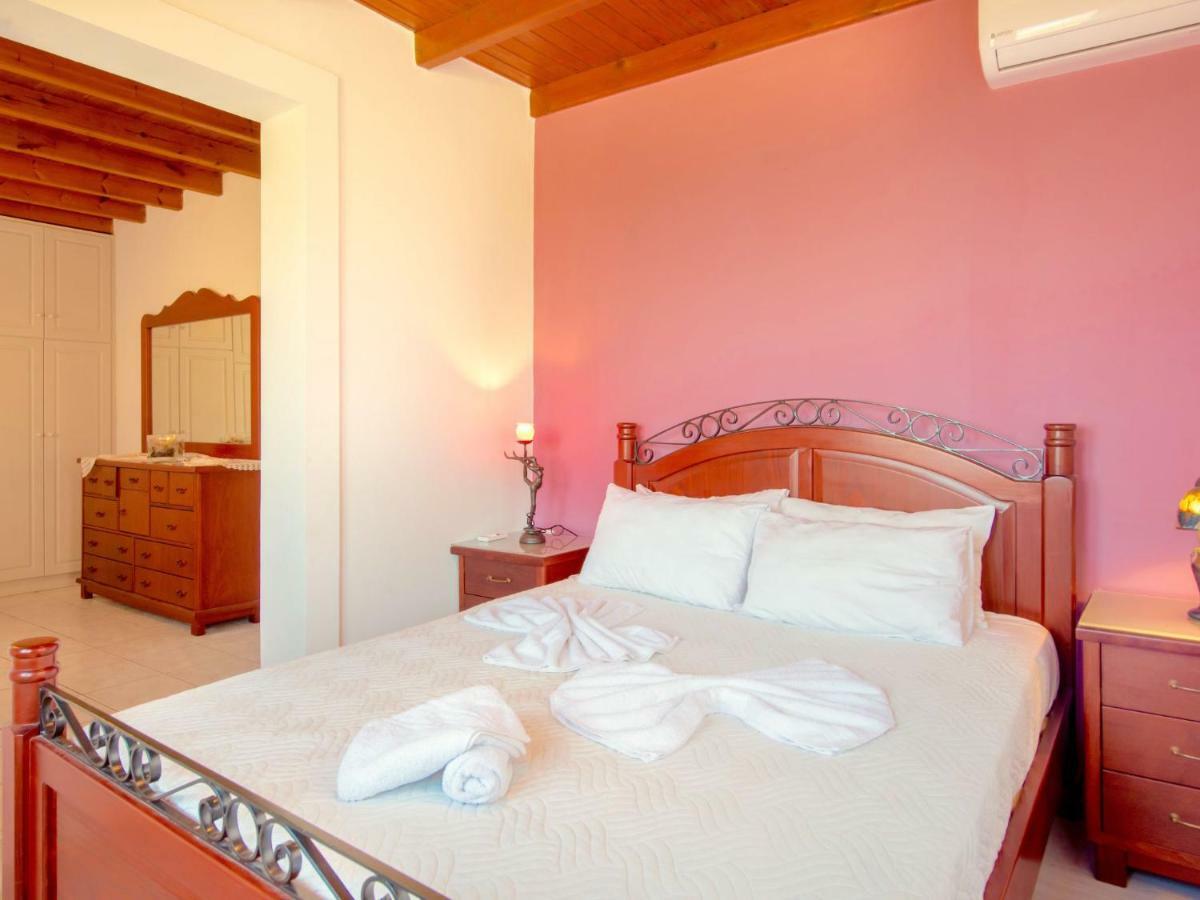 Apollo Villa