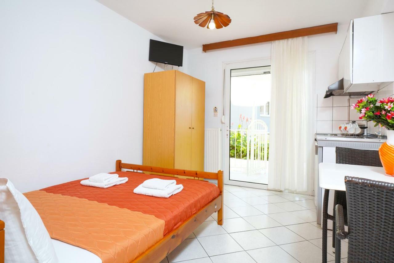 Apartment Studios Panagiota Potos