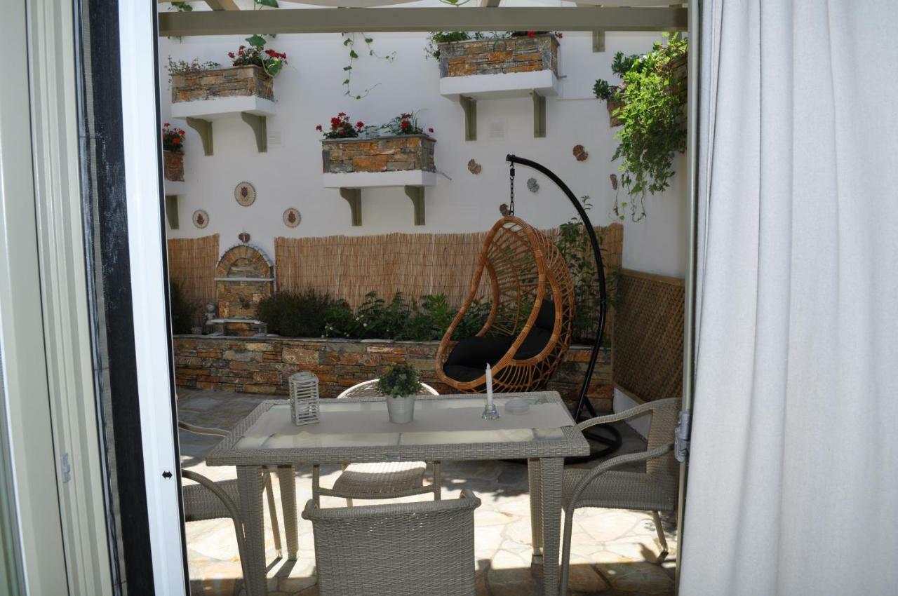 Studios Yalos *
