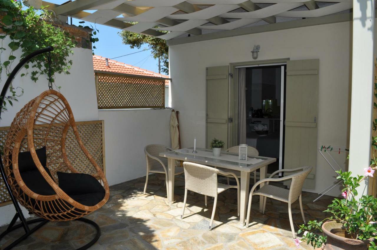 Studios Yalos Apartment Chorefton