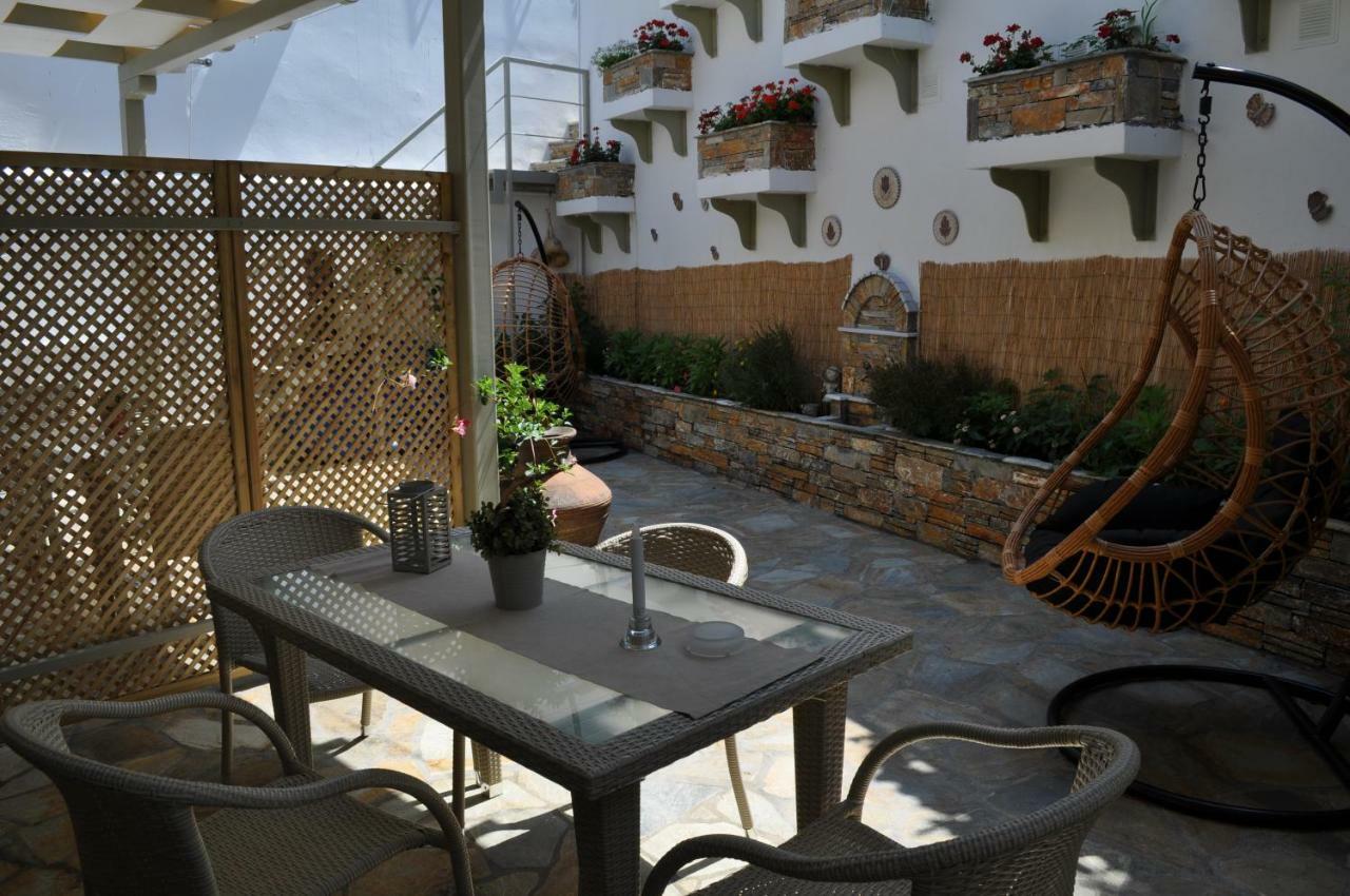Studios Yalos Apartment Chorefton