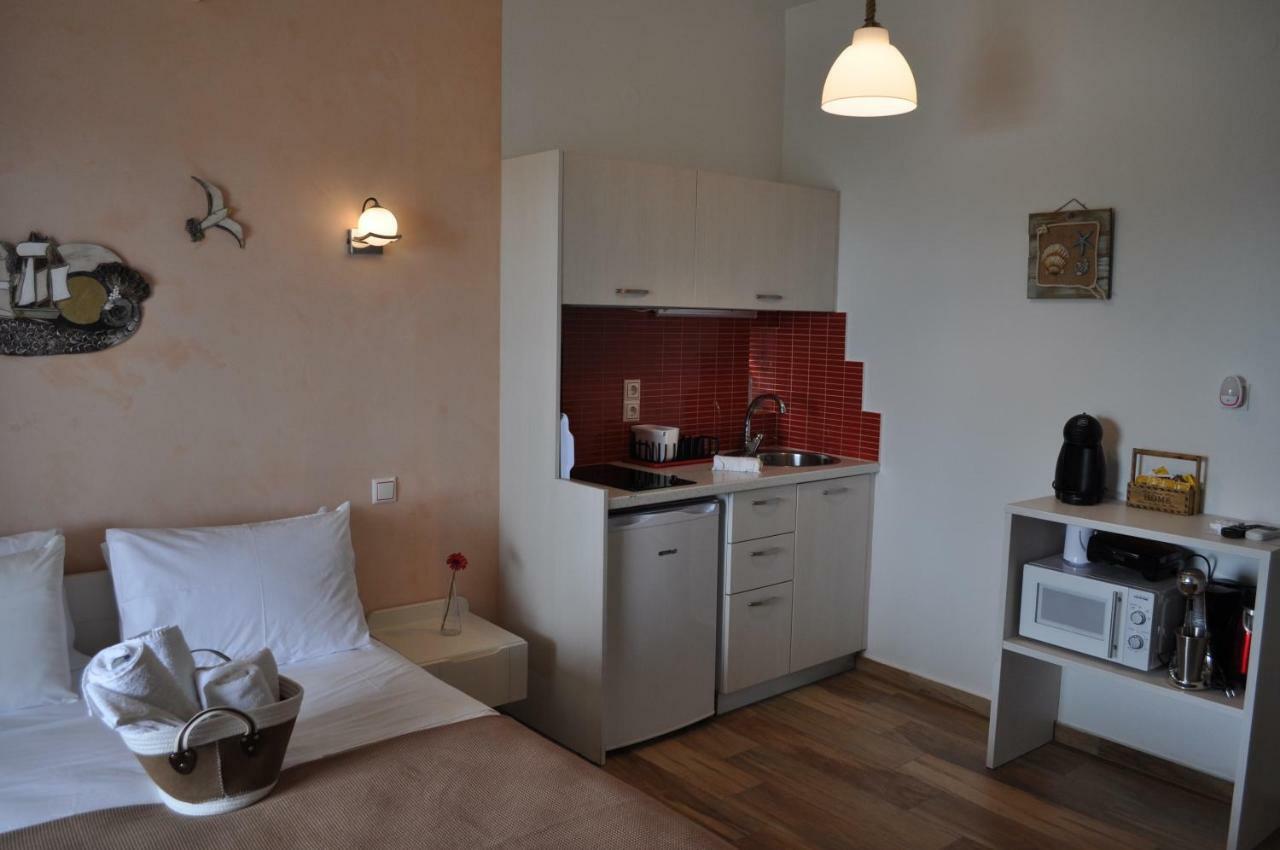 Studios Yalos Apartment Chorefton