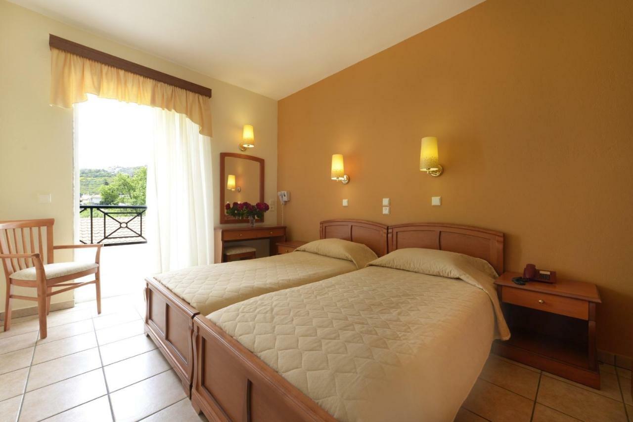 Amalia Aparthotel Palaiontsiflikion