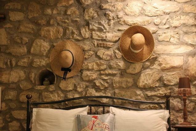 The Stone House * Asprogerakata