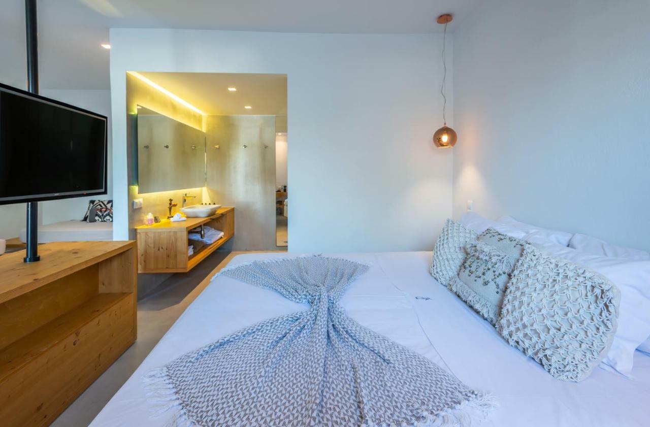 Dreambox Mykonos 3*