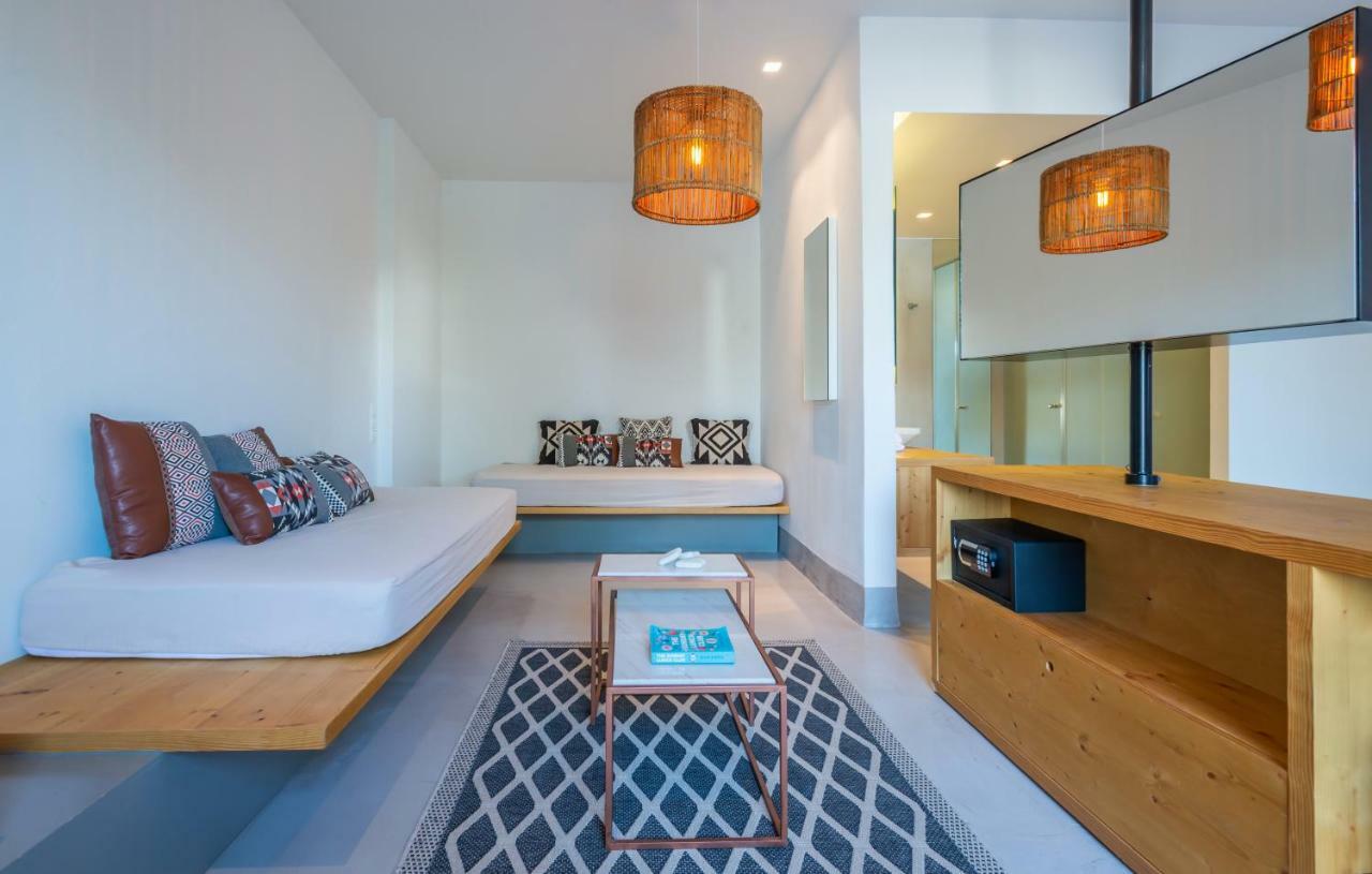 Dreambox Mykonos Hotel 3*