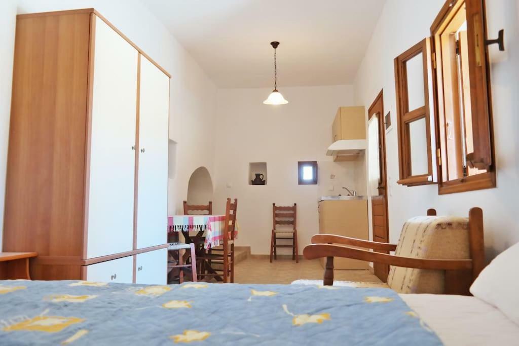 Kolona Studios Aparthotel *