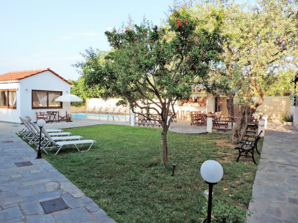Aparthotel Dafni 3*