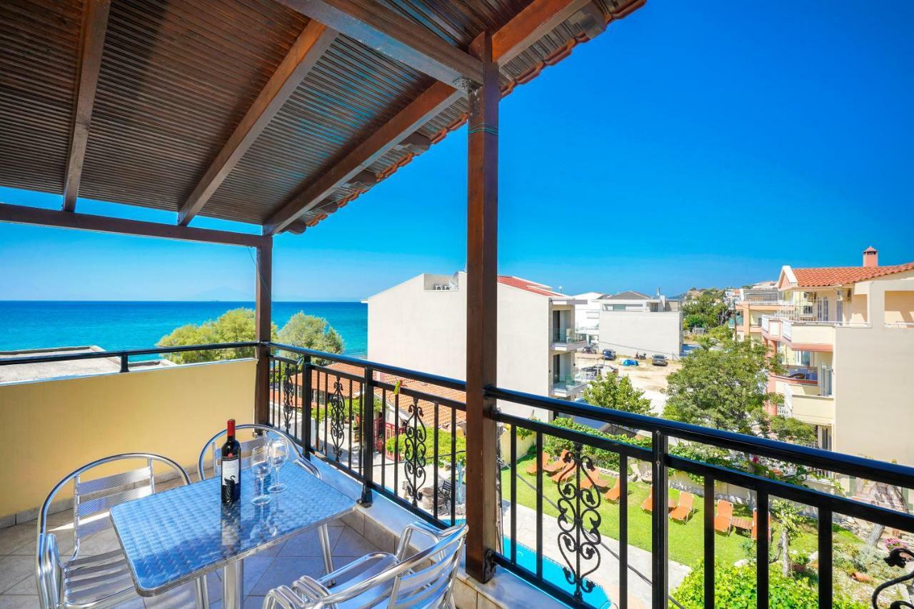 Konstantinos 2 Aparthotel *