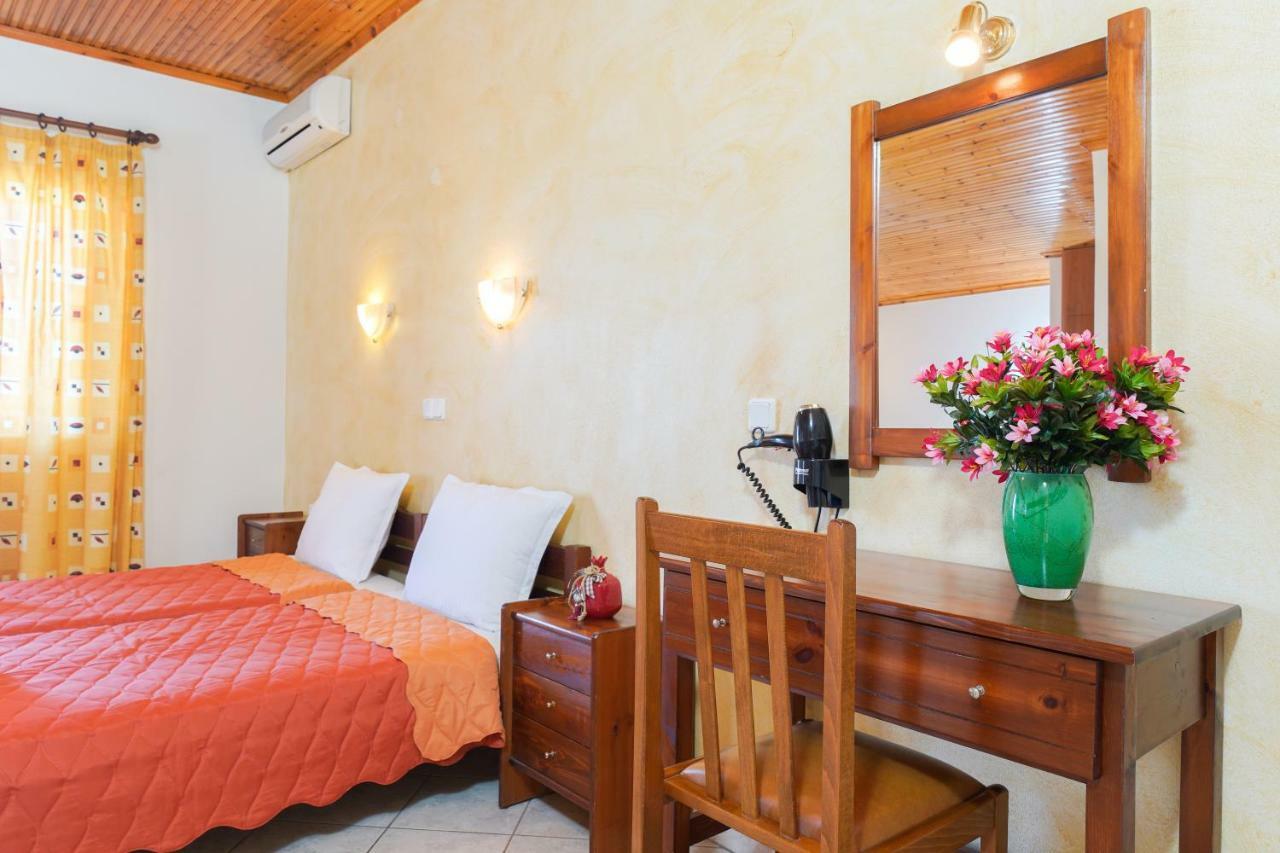 Konstantinos 2 Aparthotel