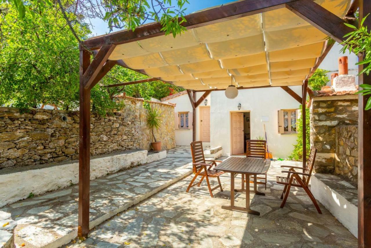 Holiday home Antigoni *