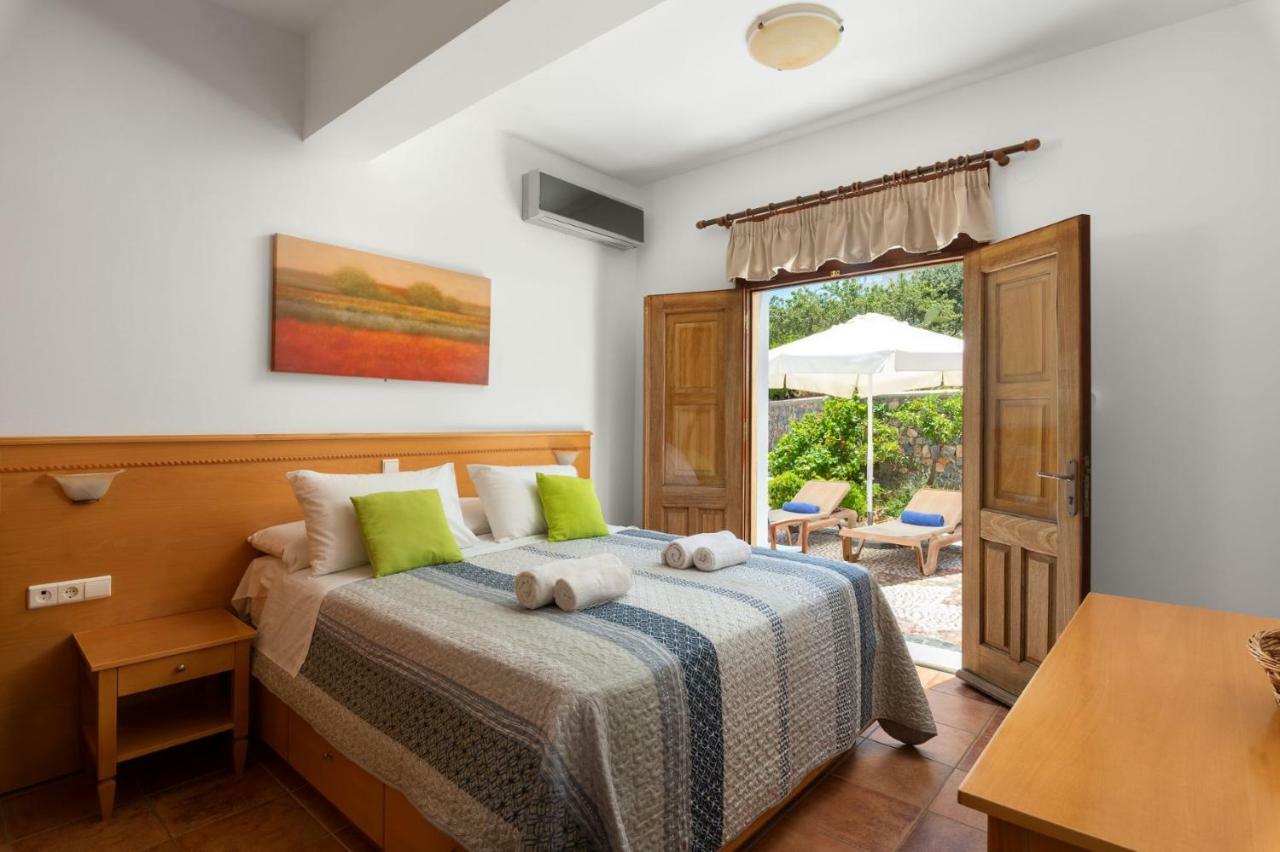 George's Lindos (Rhodes)