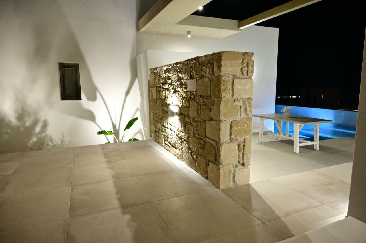 Aparthotel Kavos & 3*