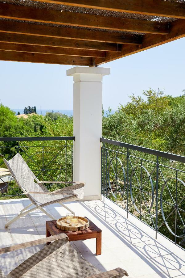 Sappho (adults Only) Parga
