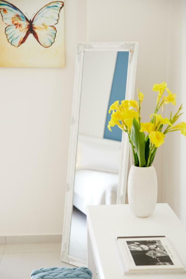Sappho (adults Only) Apartment