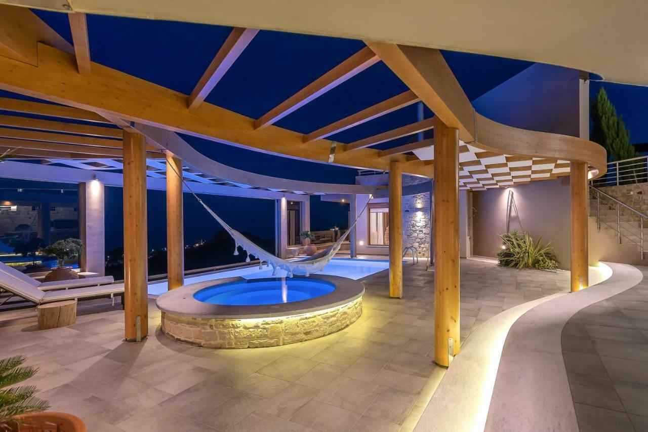 Villa Minimalist Mediterranean Blue Key With Sea View & Infinity Heated Pool