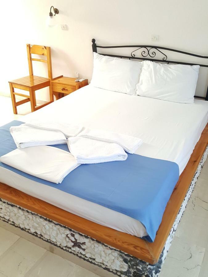 Stavros Hotel