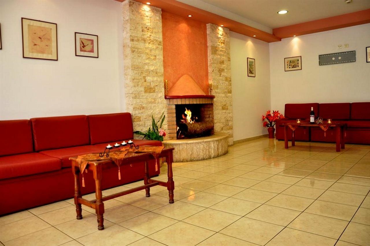 Aparthotel Haris 3*