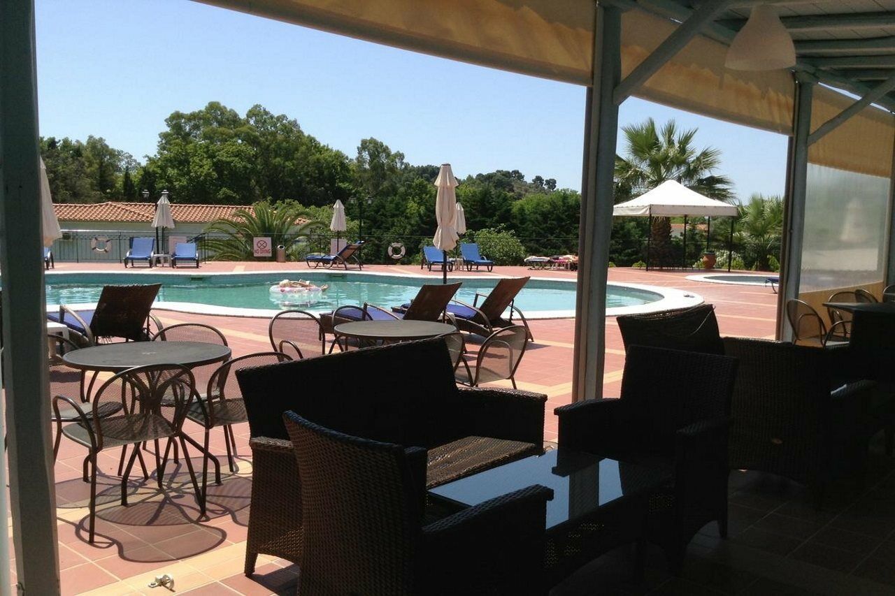 Aparthotel Marialena Village 3*