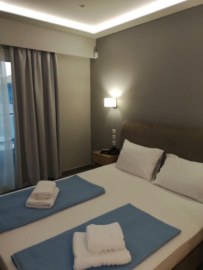 3 Island View 3*