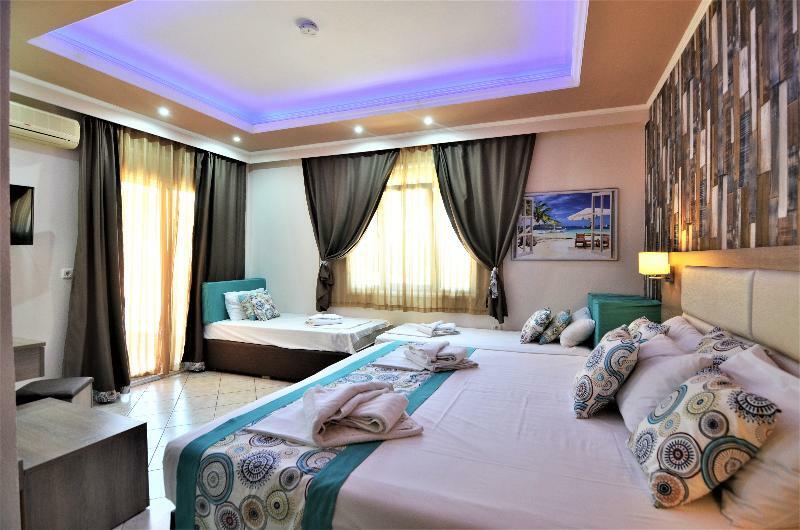 Hotel Grand